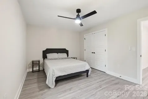413 Lakewood Drive Lexington NC 27292