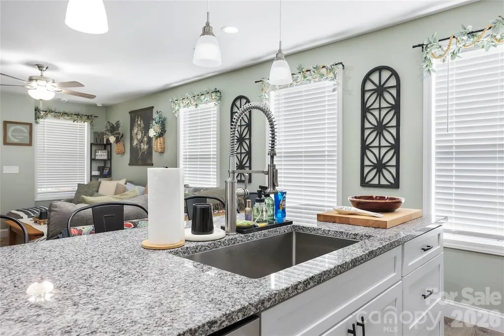 13 Trade Street Arden NC 28704