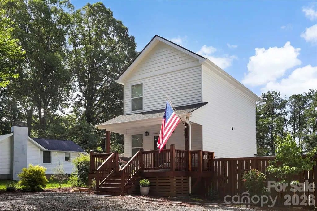 13 Trade Street Arden NC 28704