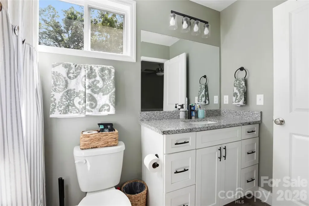 13 Trade Street Arden NC 28704