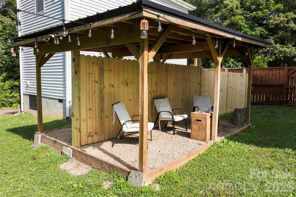 13 Trade Street Arden NC 28704