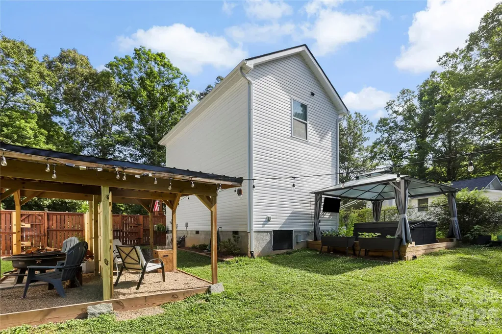 13 Trade Street Arden NC 28704