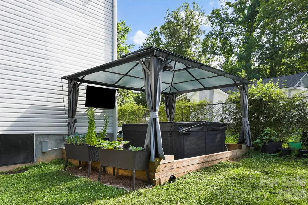 13 Trade Street Arden NC 28704