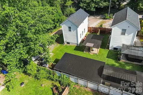 13 Trade Street Arden NC 28704