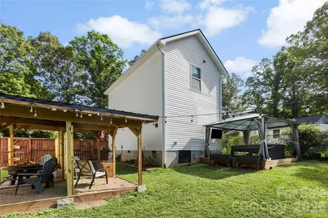 13 Trade Street Arden NC 28704