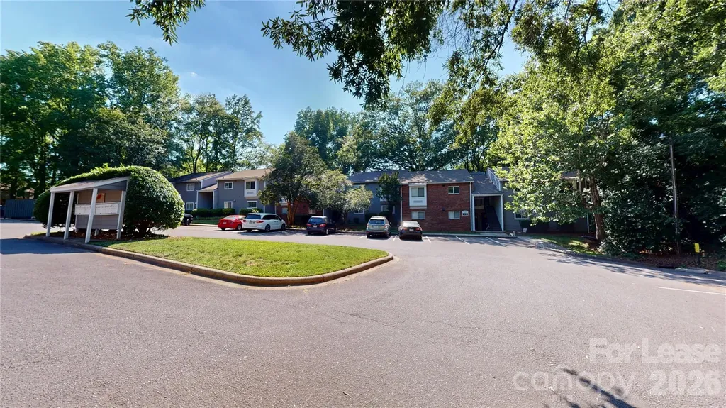 3280 Heathstead Place Charlotte NC 28210