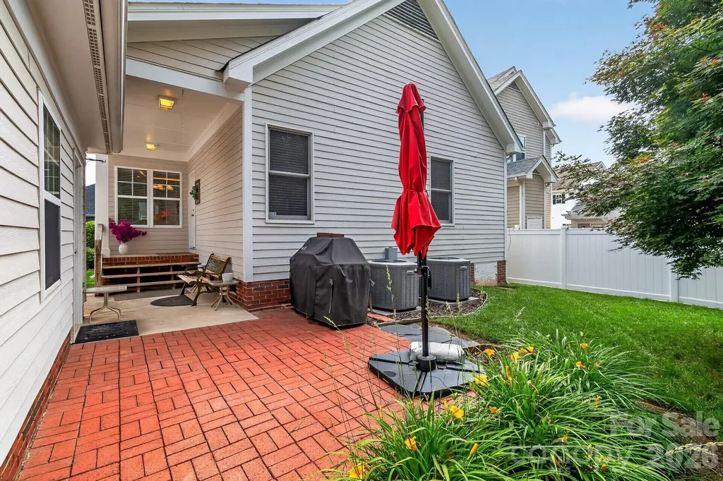 8216 Townley Road Huntersville NC 28078