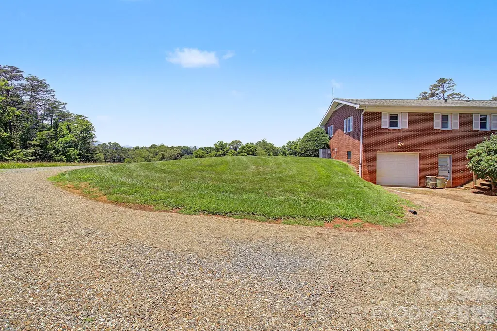 788 Alexander Road Alexander NC 28701