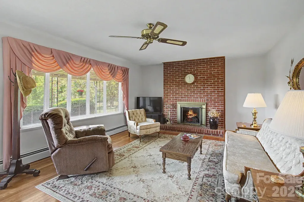 788 Alexander Road Alexander NC 28701