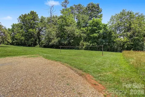 788 Alexander Road Alexander NC 28701