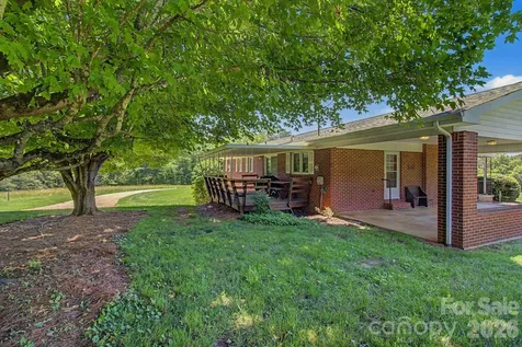 788 Alexander Road Alexander NC 28701