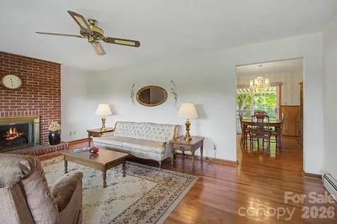 788 Alexander Road Alexander NC 28701