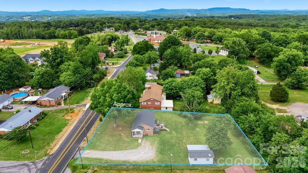 3526 16th Street NE Hickory NC 28601