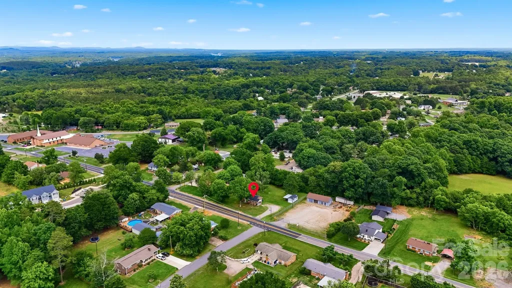 3526 16th Street NE Hickory NC 28601