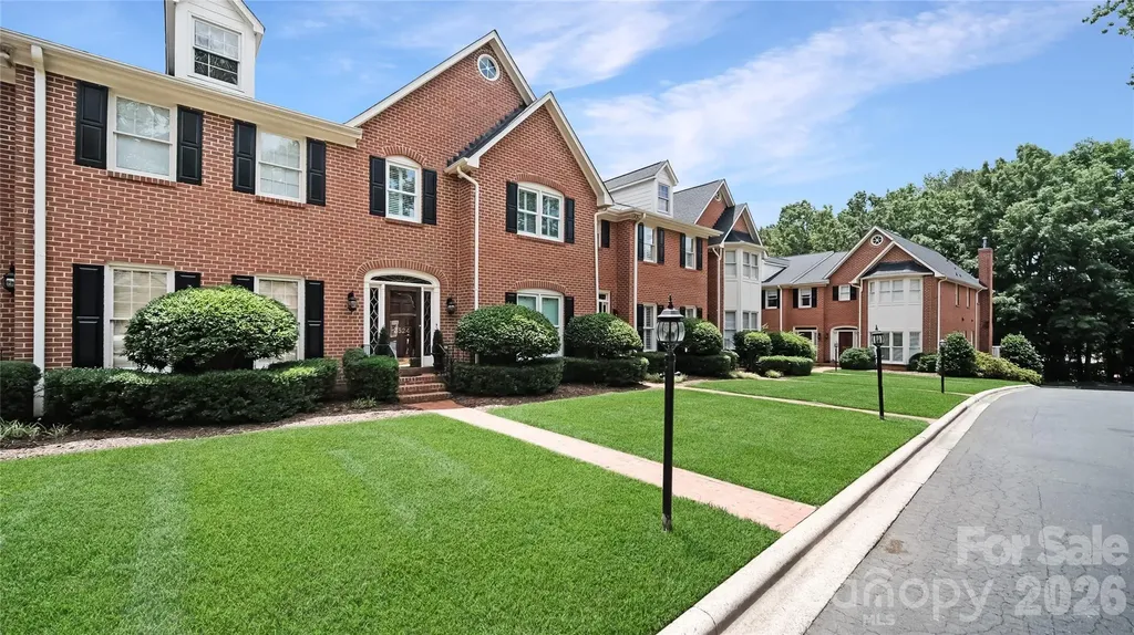 3524 Kylemore Court Charlotte NC 28210