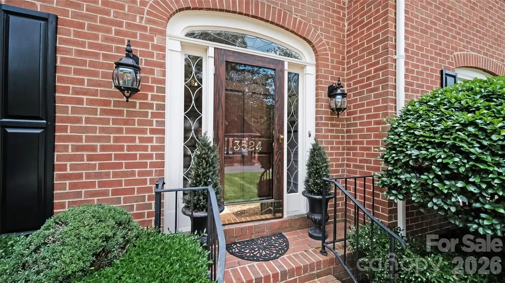 3524 Kylemore Court Charlotte NC 28210