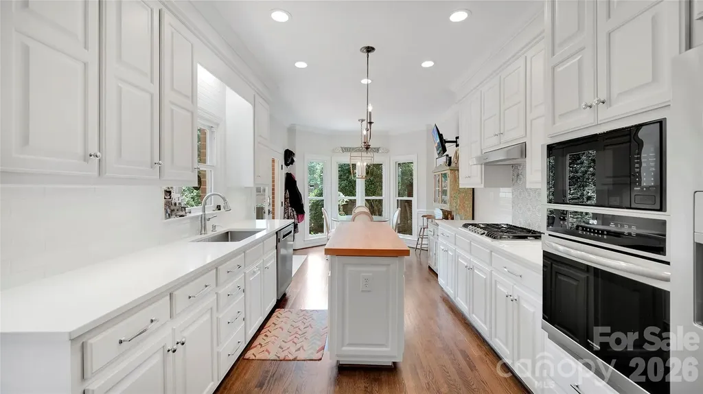 3524 Kylemore Court Charlotte NC 28210