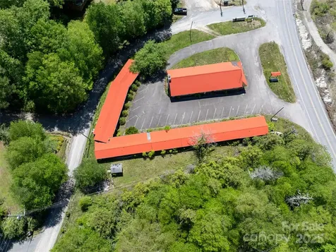 11242 Us 19 Highway Maggie Valley NC 28751