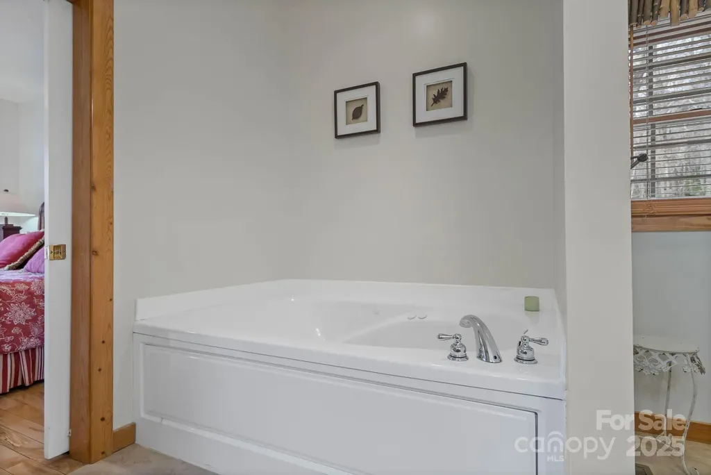 140 Spruce Hollow Road Beech Mountain NC 28604