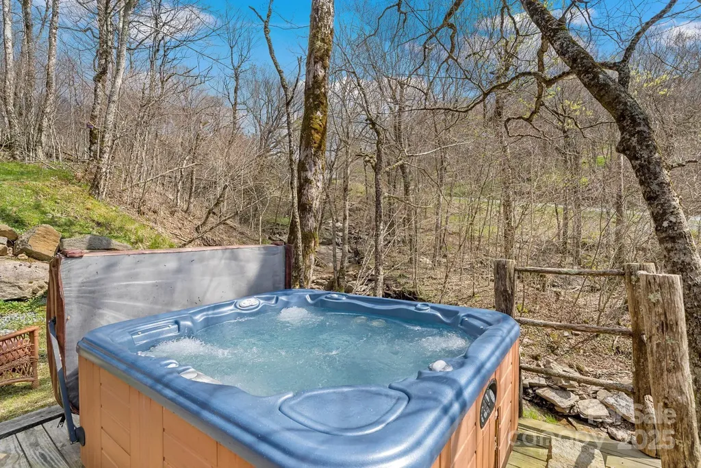 140 Spruce Hollow Road Beech Mountain NC 28604