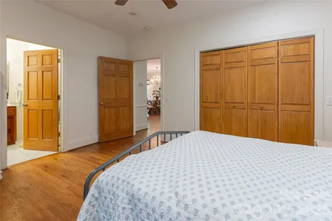 75 Cougar Lane Saluda NC 28773