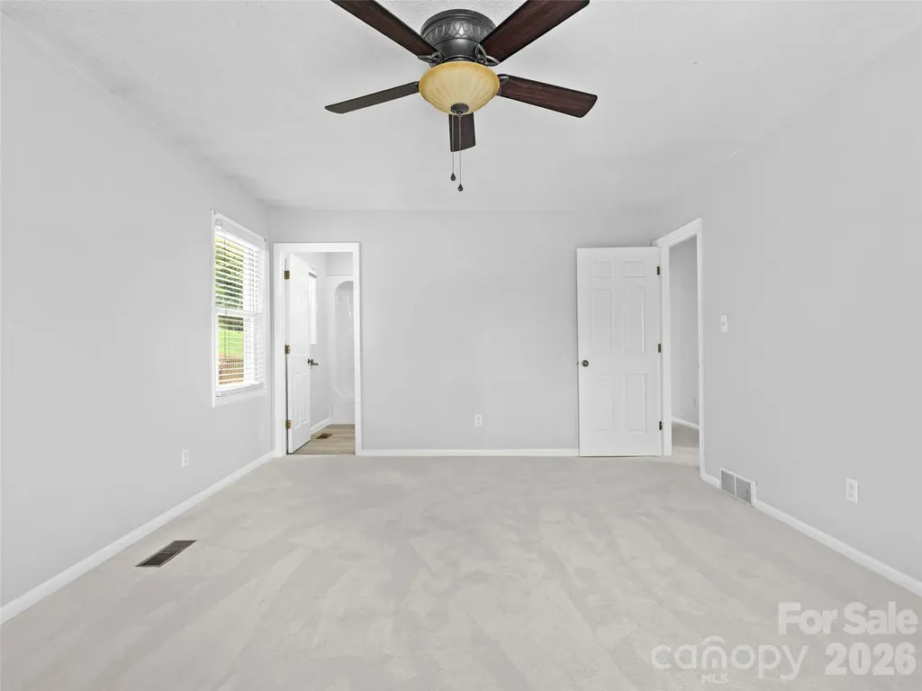 16 Sun Valley Court Alexander NC 28701