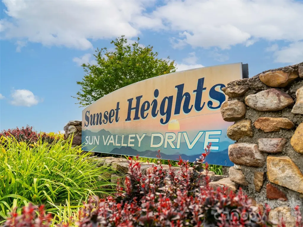 16 Sun Valley Court Alexander NC 28701