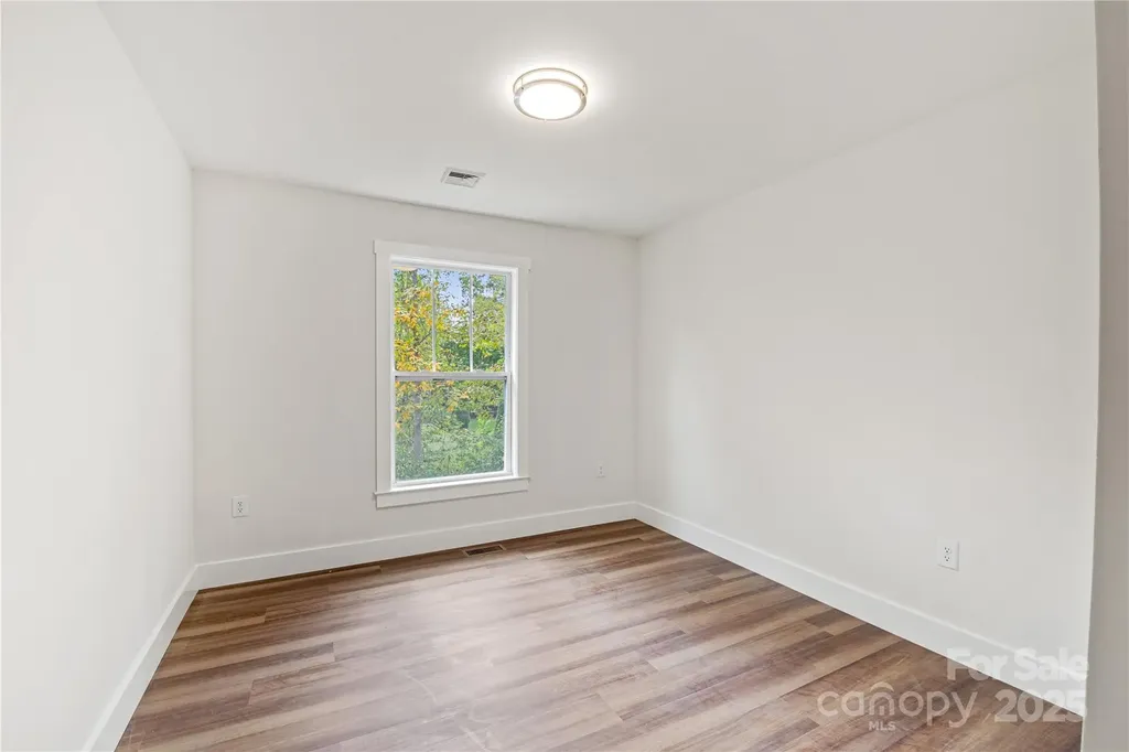 206 Cascade Ridge Road Fairview NC 28730
