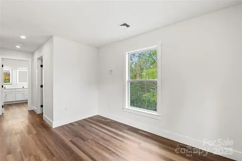 206 Cascade Ridge Road Fairview NC 28730