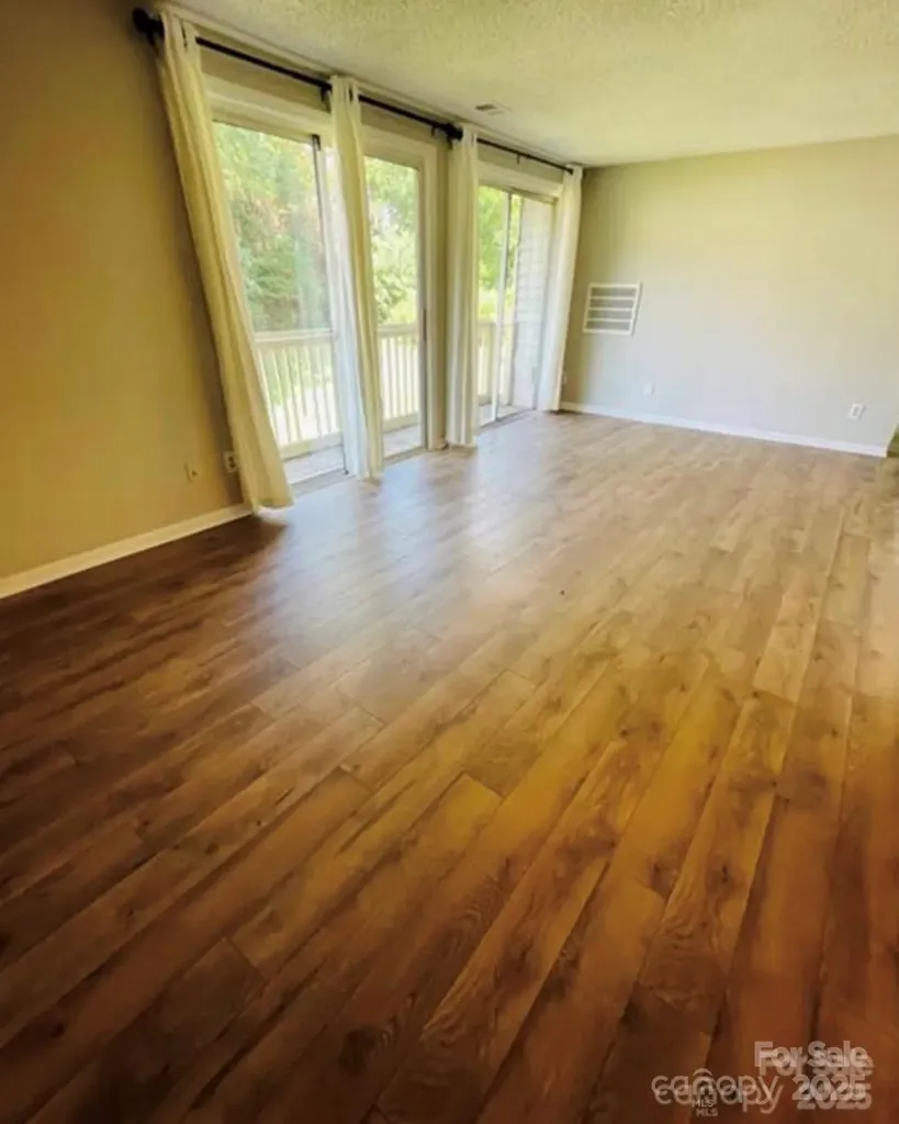 1624 Arlyn Circle Charlotte NC 28213