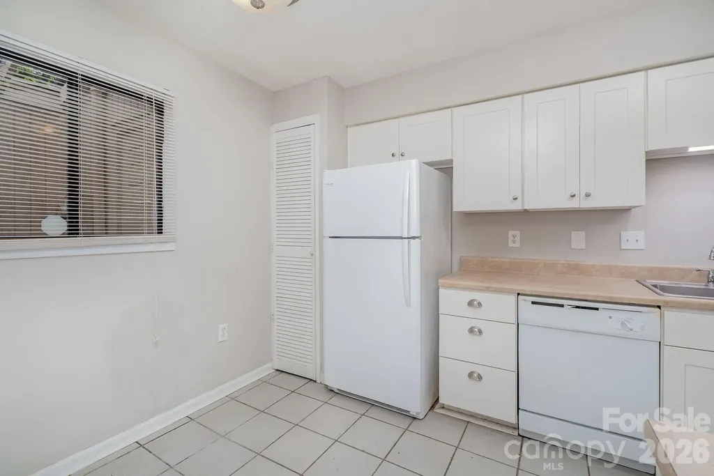 8005 Horse Chestnut Lane Charlotte NC 28277