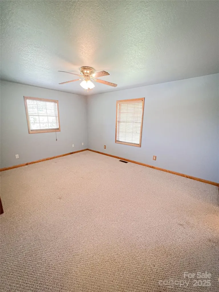 660 Halltown Road Spruce Pine NC 28777