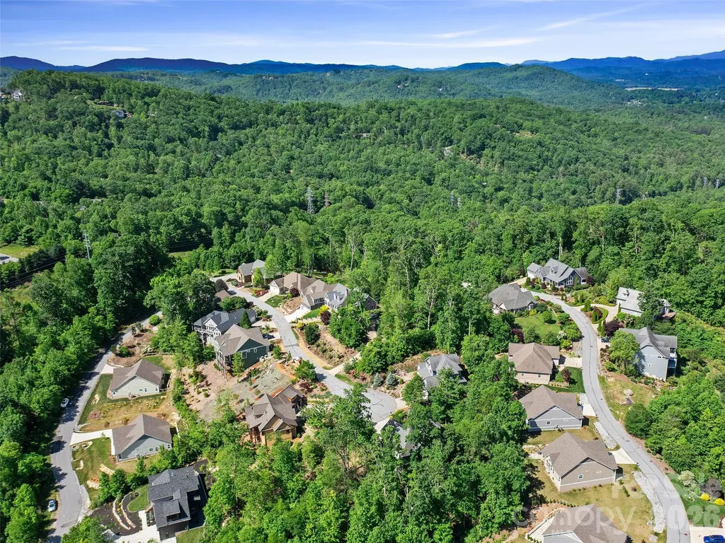 99999 Millbrae Loop Hendersonville NC 28791