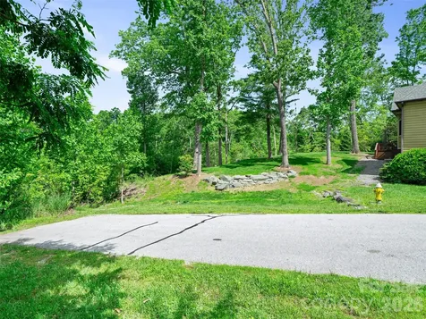 99999 Millbrae Loop Hendersonville NC 28791