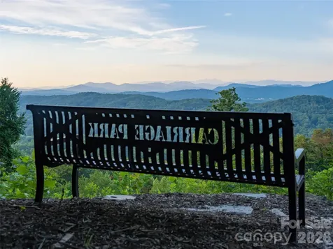 99999 Millbrae Loop Hendersonville NC 28791