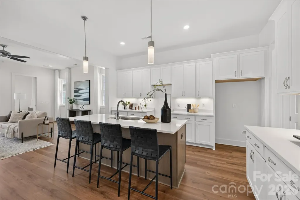9109 Maybry Park Street Charlotte NC 28212
