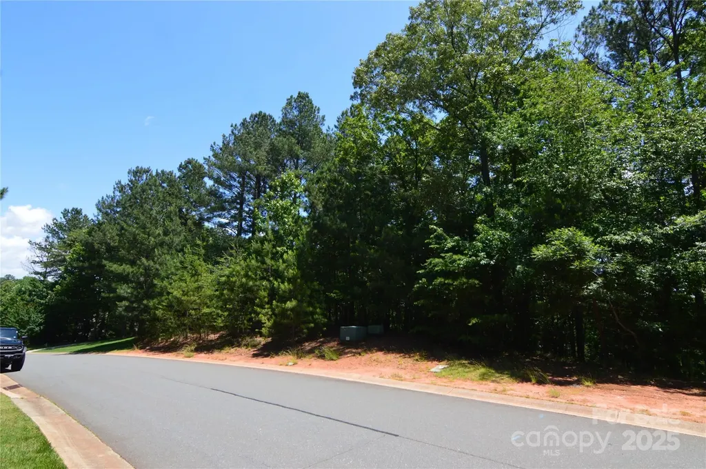 3223 Lake Pointe Drive Belmont NC 28012