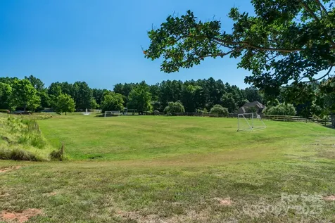 3223 Lake Pointe Drive Belmont NC 28012