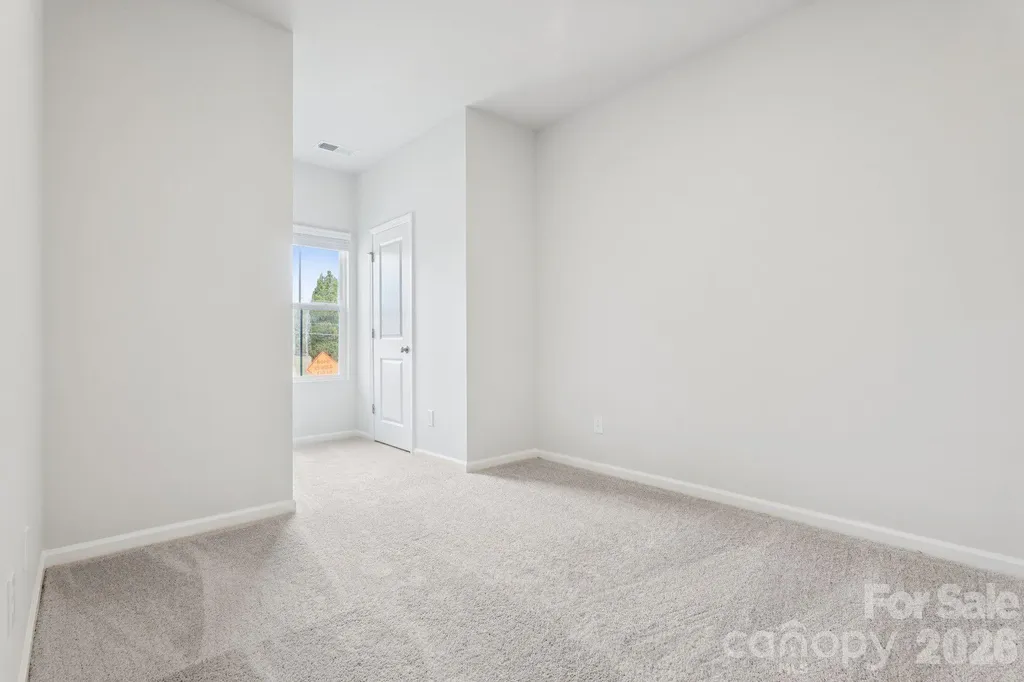 4750 Lakeview Road Charlotte NC 28216