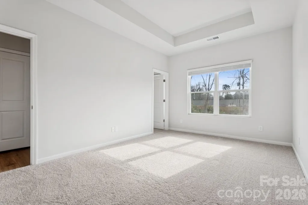 4750 Lakeview Road Charlotte NC 28216
