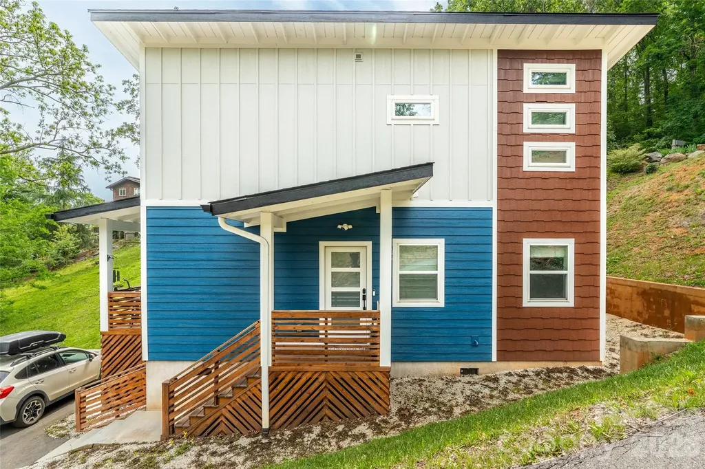 109 Thurland Avenue Asheville NC 28803