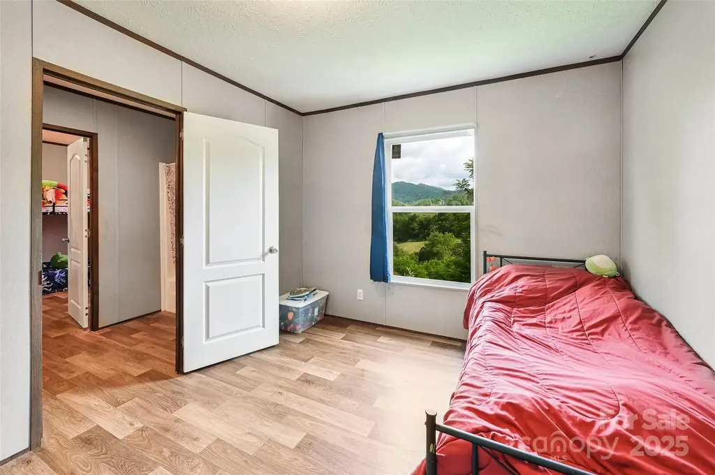 208 Stillwater Springs Road Burnsville NC 28714