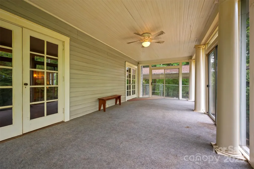 93 Villa Barbara Lane Tryon NC 28782