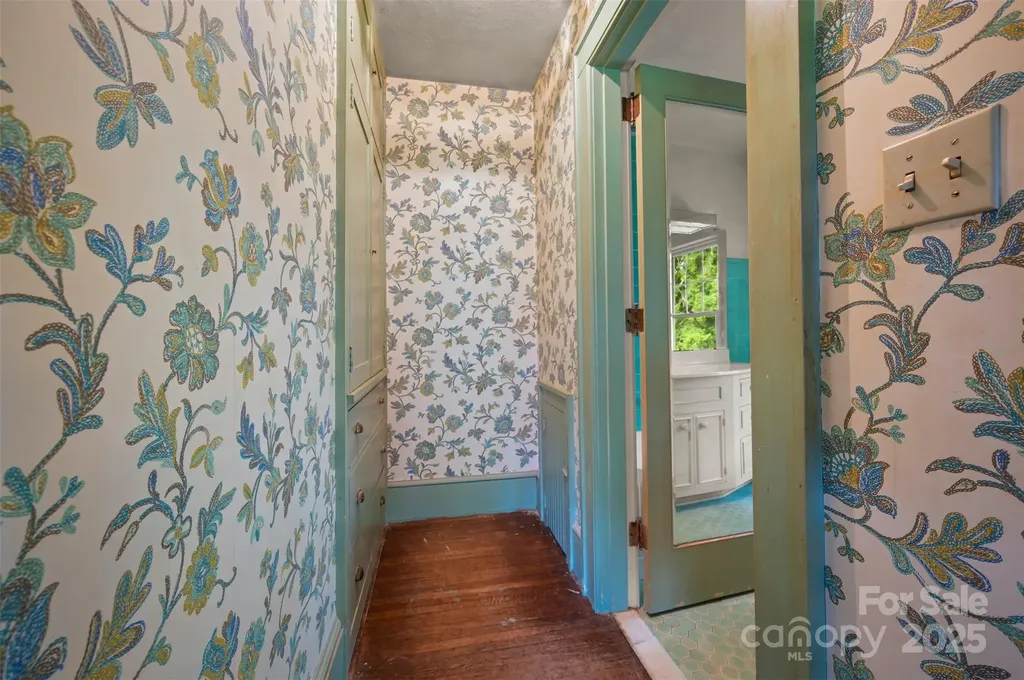 93 Villa Barbara Lane Tryon NC 28782
