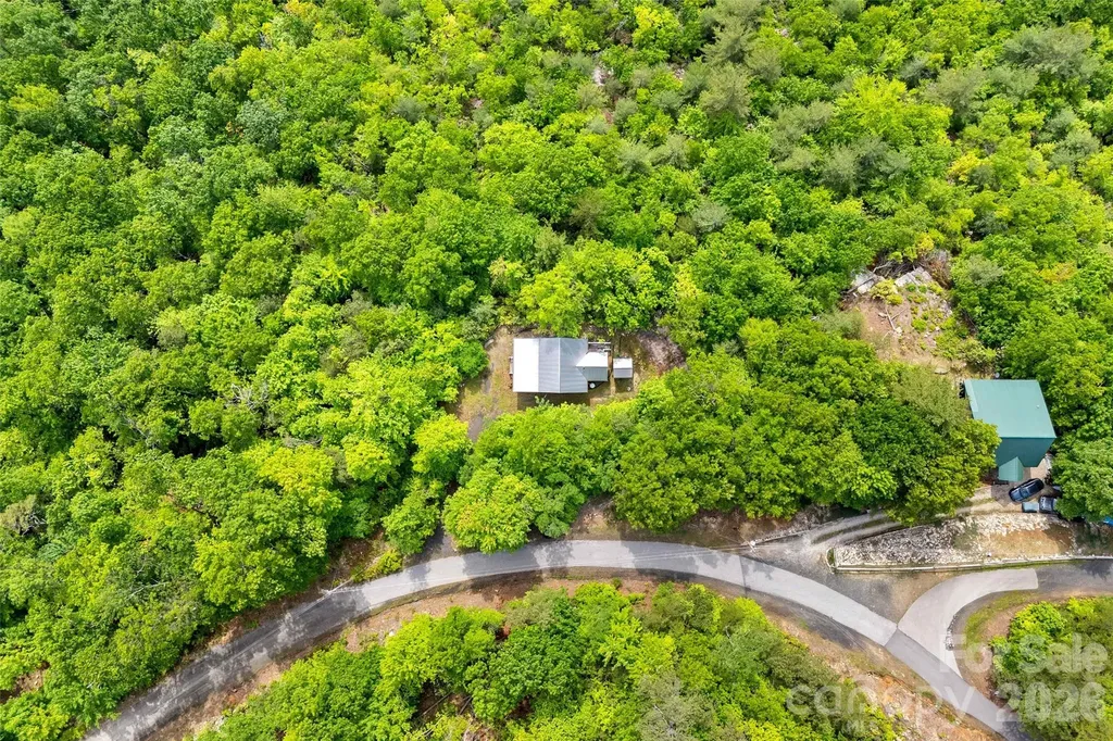 42 Parkway Drive Marion NC 28752