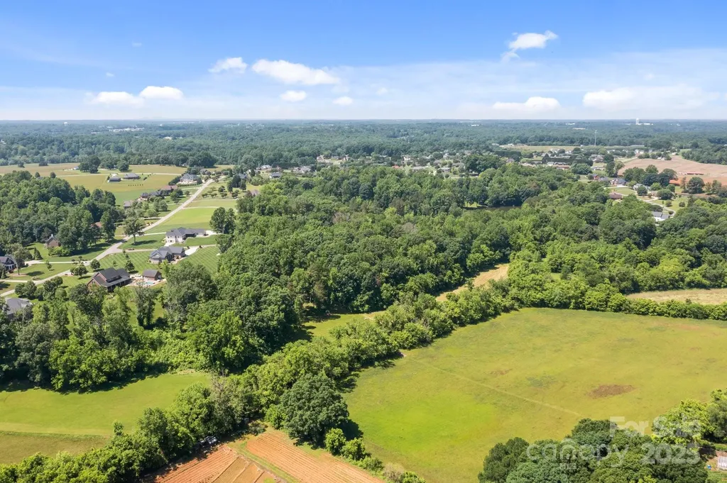 128 Backrush Court Statesville NC 28625