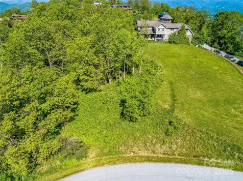 99999 Snow Ridge Drive Hendersonville NC 28792
