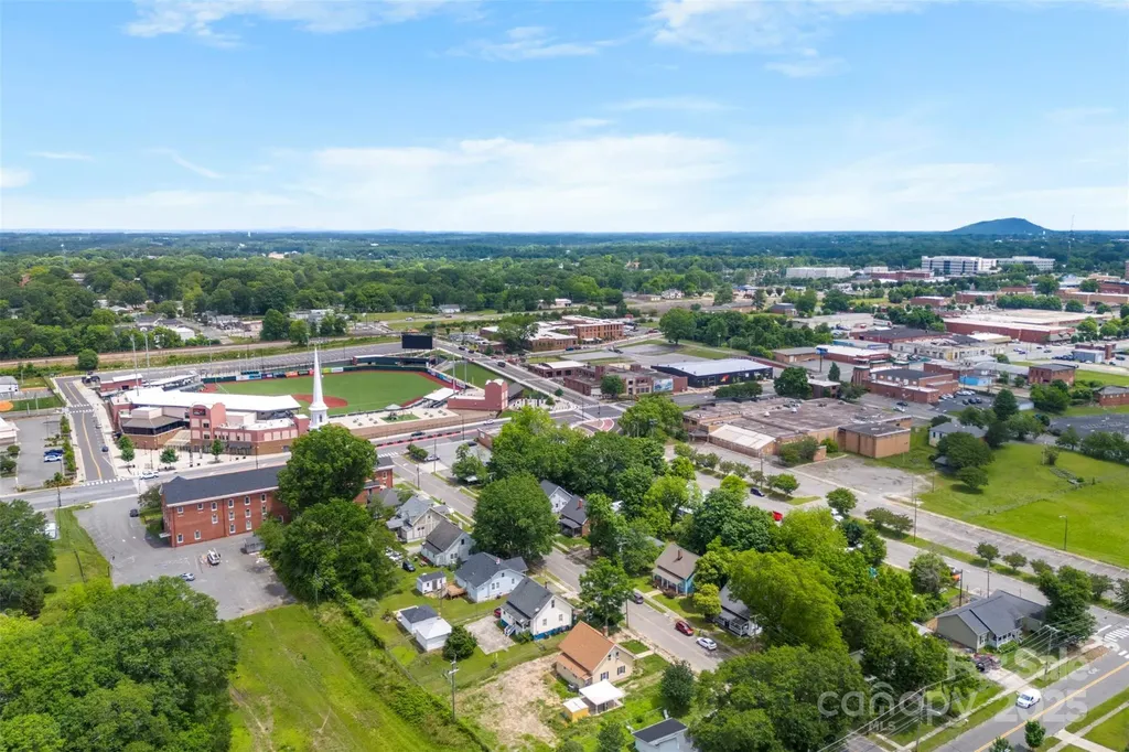 217 S Highland Street Gastonia NC 28052