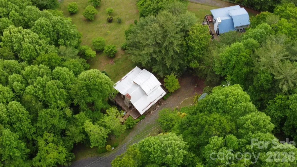 710 River Hills Road Lansing NC 28643