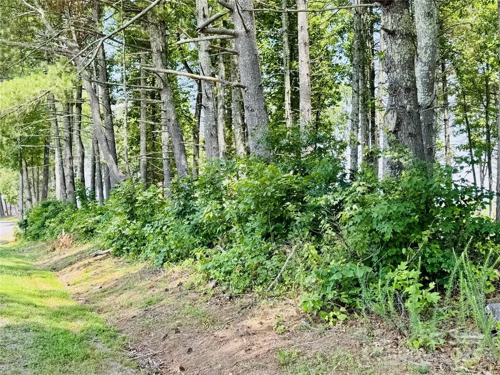 2.07 Acres, 2058 Thoroughbred Way Lenoir NC 28645